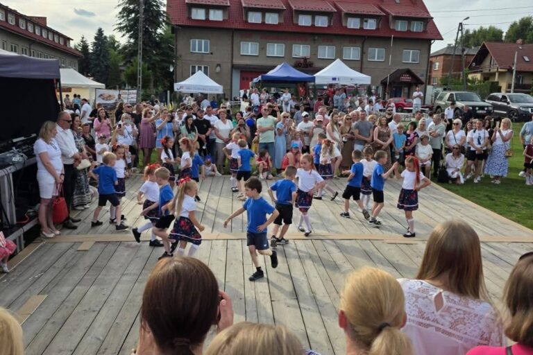 Piknik - Jak pięknie być razem”